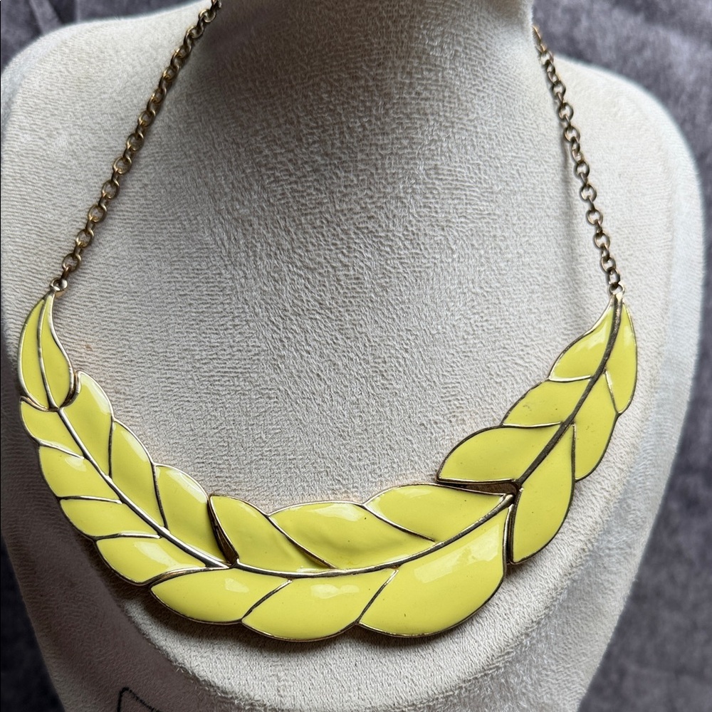 Sunny Yellow Leaf Bib Necklace - Women's Fashion Jewelry EB#1